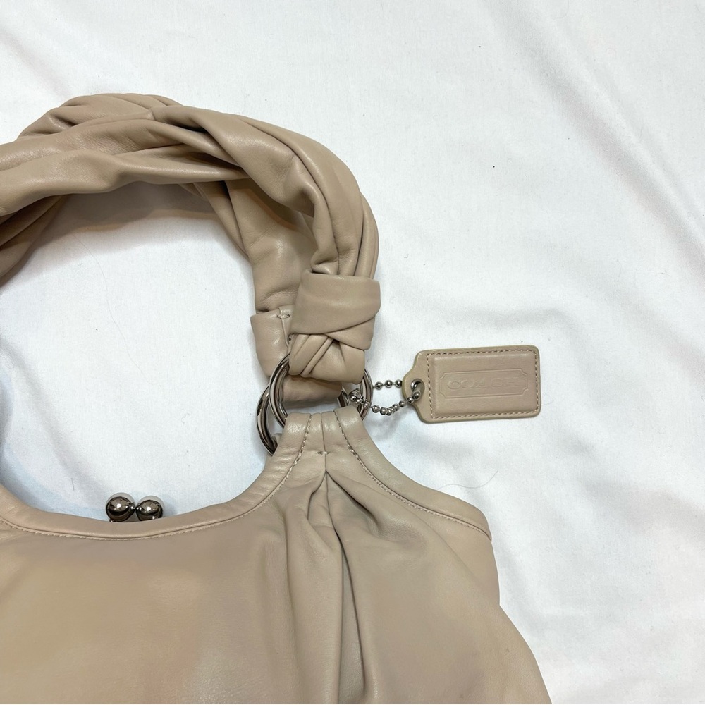 Vintage Coach Parker Cream Tan Beige Leather Kisslock Chunky Straps Hobo Purse - Picture 5 of 13